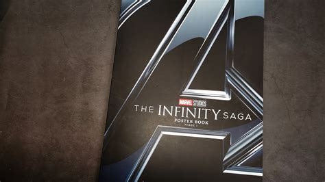Book Flip Through 📚 Marvels The Infinity Saga Poster Book Phase 1