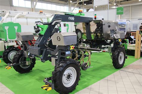 Naïo Orio New Straddle Robot Platform For Large Scale Growers Future