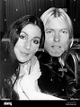 Sängerin Cher mit Ehemann Gregg Allman Stockfotografie - Alamy