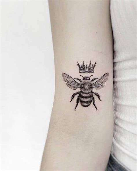 60 Cute Honey Bee Tattoo Designs In 2022 For Women And Men