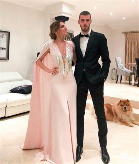 David de gea has been accused of ignoring a crucial note which could have handed manchester united victory in their europa league penalty shootout with de gea was accused of ignoring instructions as united missed out in the europa league final. De Gea's Wife Edurne Garcia Shows Off FLAWLESS Figure| GoalBall