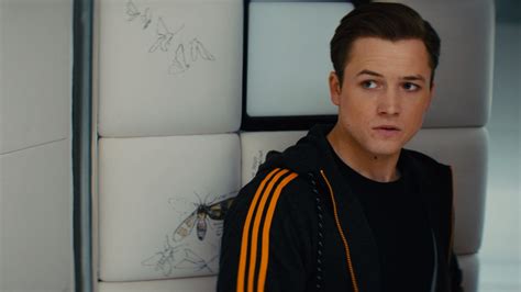 When an attack on the kingsman headquarters takes place and a new villain rises, eggsy and merlin are forced to work together with the american agency known as the statesman to save the world. Prime Video: Kingsman: The Golden Circle