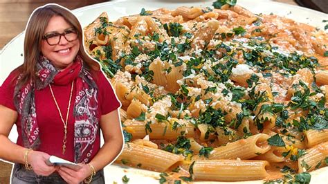 How To Make Penne With Sweet Vermouth And Cream Sauce Rachael Ray Rachael Ray Show