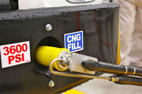 Waste Management Offers Insights Into Cng Medium Duty Work Truck Info