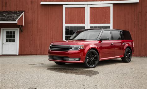 Ford Flex Reviews Ford Flex Price Photos And Specs Car And Driver