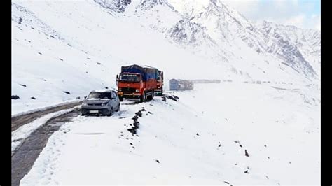 Manali Leh Highway Opens For Traffic After Three Days Hindustan Times