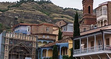 Descubre Tiflis, la ciudad escondida de Georgia - National Geographic ...