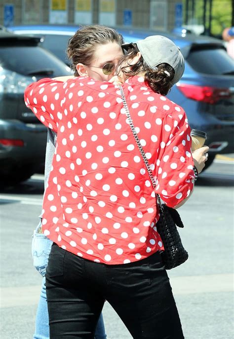 Photo Exclusif Kristen Stewart Et Sa Petite Amie St Phanie