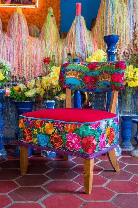 35 Classic Mexican Planters Ideas Perfect To Your Interior