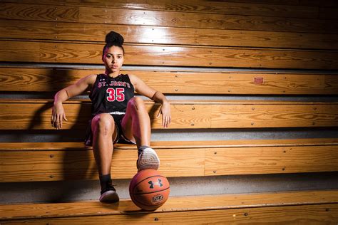 Portraits Of Azzi Fudd The Best Women S Basketball Player In The High