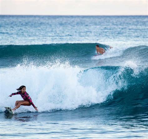 Surfing In Honolulu 12 Best Surf Spots And Schools