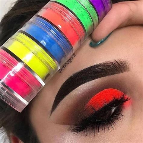 Los Amaras Pigmentos Neón Los 6 Tonos Por 750 Maquillaje De Ojos