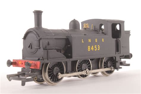 Hornby R252 Xr Class J83 0 6 0t 8477 In Lner Green Pre Owned Dcc
