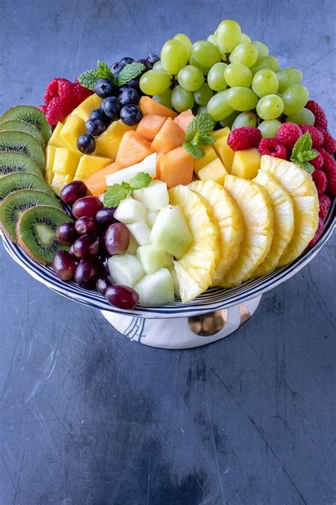 It is a mix of colorful vegetables, tossed with a zesty dressing to add an extraordinary flavor to it. Fruit Platter | Recipe | Food platters, High fiber fruits ...