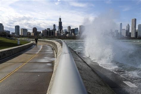 The Little Known Menace Of Great Lakes Tsunamis Macleansca