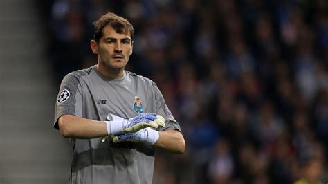 Porto Torwart Iker Casillas Erleidet Herzinfarkt Fußball News Sky Sport