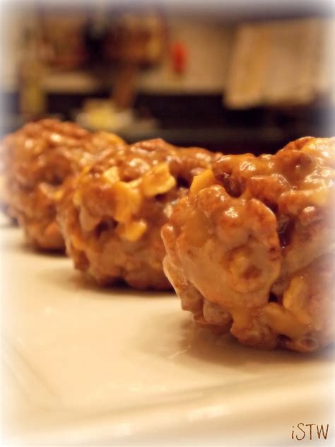 Trisha yearwood holiday recipes : iSavor the Weekend: Miss Mickey's Peanut Butter Balls
