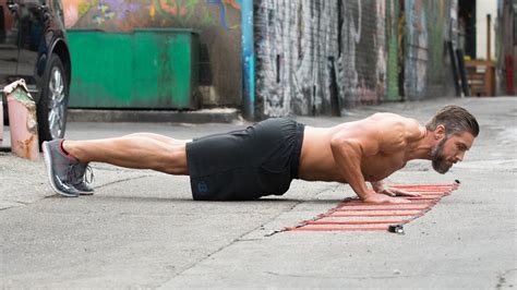 10 Best Bodyweight Exercises To Train Your Core