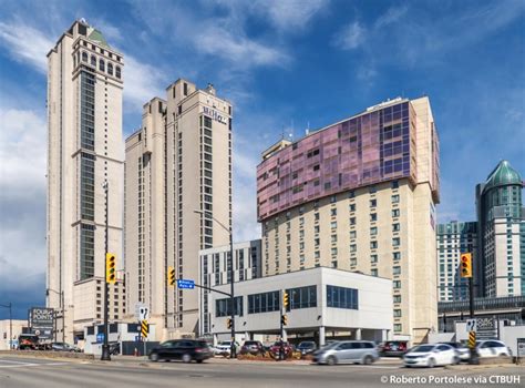 As of june 30, 2020, marriott operated 291 properties worldwide under the four points by sheraton brand, with 53,054 rooms. Four Points By Sheraton Niagara Falls Fallsview - The ...