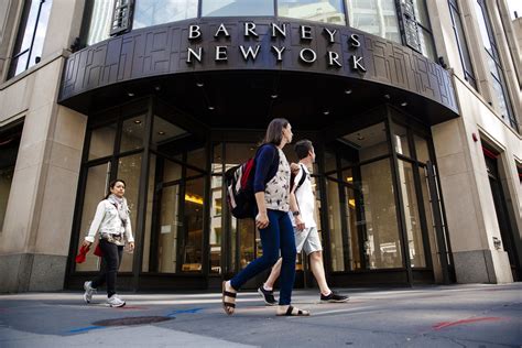 Barneys NY Finally Shutters its Doors After Prolonged Liquidation - The Jewish Voice