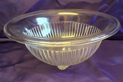 Vintage 40s Clear Glass Ribbed Mixing Bowl With A Unusual Looking Base This Bowl Is Not Marked