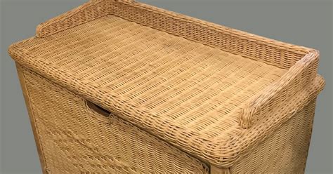 Uhuru Furniture And Collectibles Wicker Trunk 65 35 Bargain Buy Sold