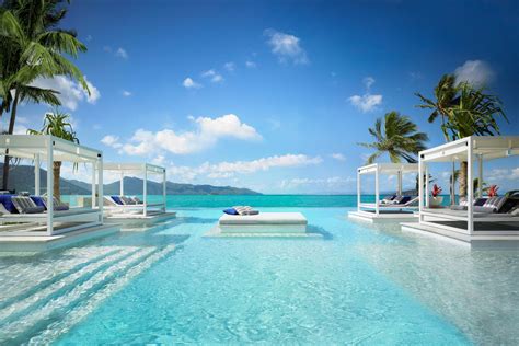 140 Of The Most Beautiful Swimming Pools In The World Amazing Swimming Pools Hotel Pool
