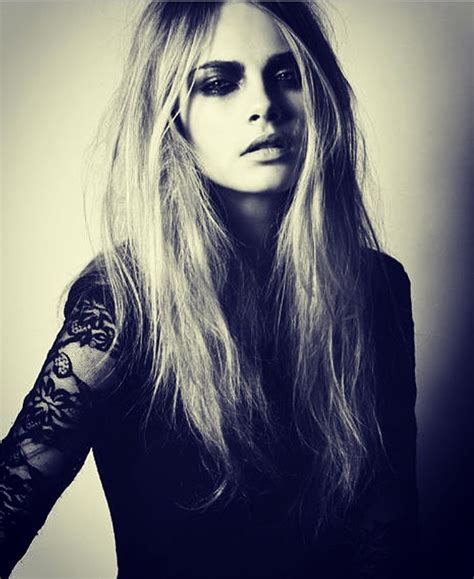 Cara Delevingne Caras