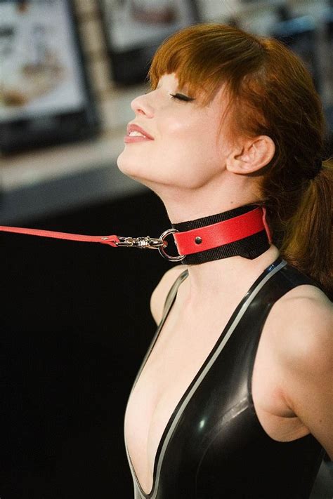 Collared Justine Joli Bdsm651