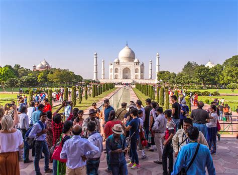 Taj Mahal to fine tourists for staying too long