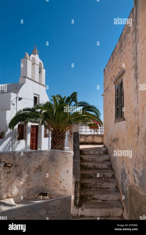 Street Scene In Old Town Of Naxos Greece Stock Photo Alamy