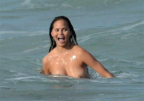 Chrissy Teigen Topless Photo Shooting At Miami Beach