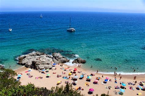 Spiaggia Del Nudista Di Cala De Boadella In Lloret De Marzo Costa Brava Spagna Immagine Stock
