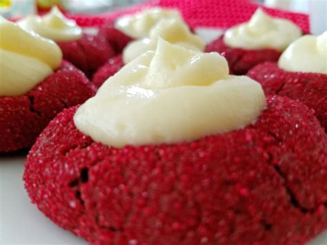 Remodelaholic Red Velvet Cookies With Cream Cheese Filling