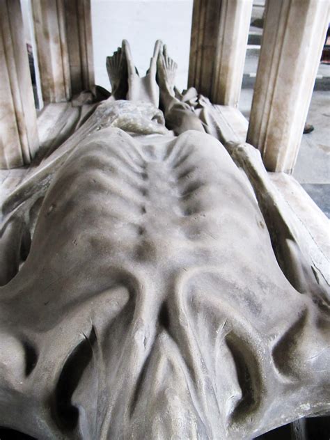 medieval death sculptures were least flattering selfies ever