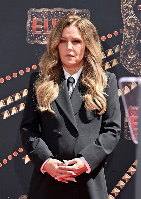 Lisa Marie Presley ‘coded Multiple Times After Cardiac Arrest