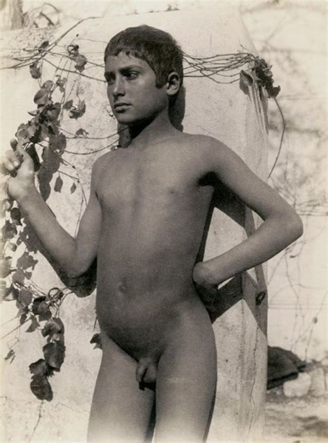 Vintage Male Nudes In Color