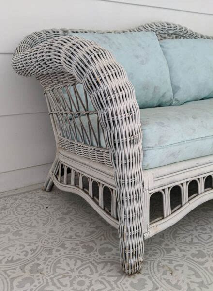 Whatever your situation, when you need to paint wicker, you'll have to ready the furniture for the paint application to look its best. How to Paint Wicker Furniture that Will Last for Years - Lovely Etc.