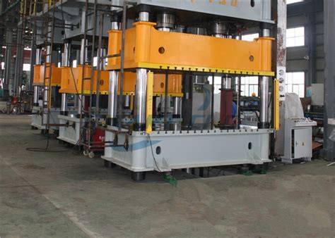 Double Action Hydraulic Metal Press Machine Fully Enclosed Drive High