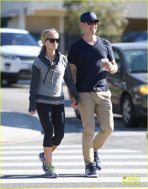 Reese Witherspoon S Son Tennessee Is Growing Up So Fast Photo 3304479