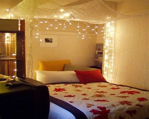11 Ways To Decorate Your Home Decor All Year Long Using Twinkle Lights Romantic Bedroom