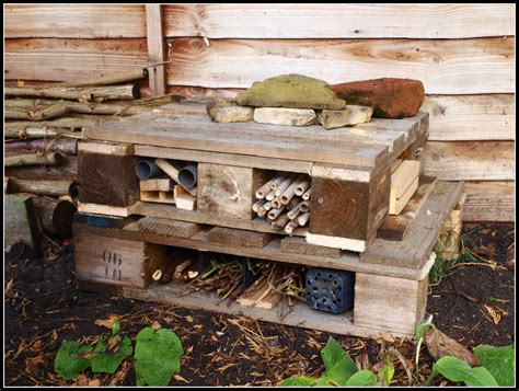 Do it yourself insect hotel. Mark's Veg Plot: Insect Hotel Mk2