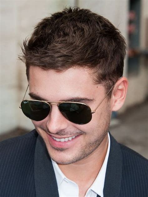 A men's hairstyle that will stay up all day! Zac Efron Hairstyles - 20 Best Men's Hair Looks