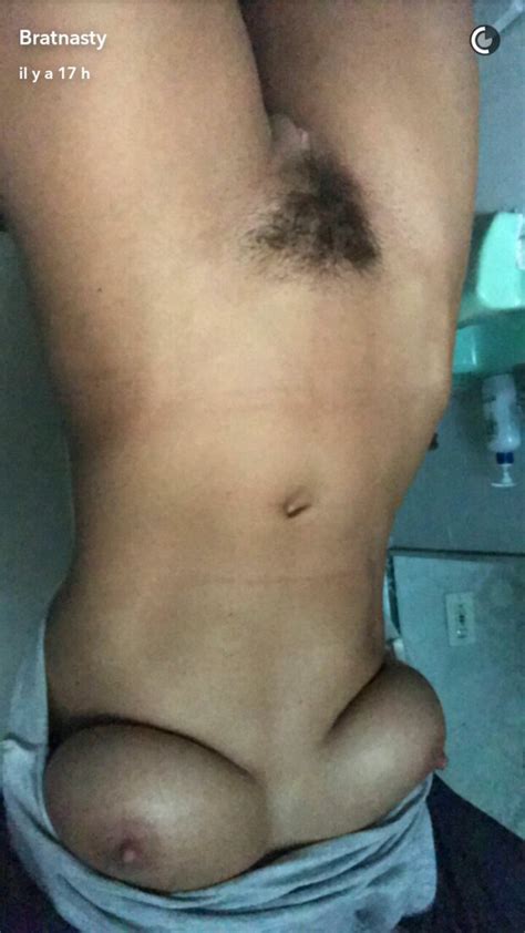 hairy pussy selfie dibella69