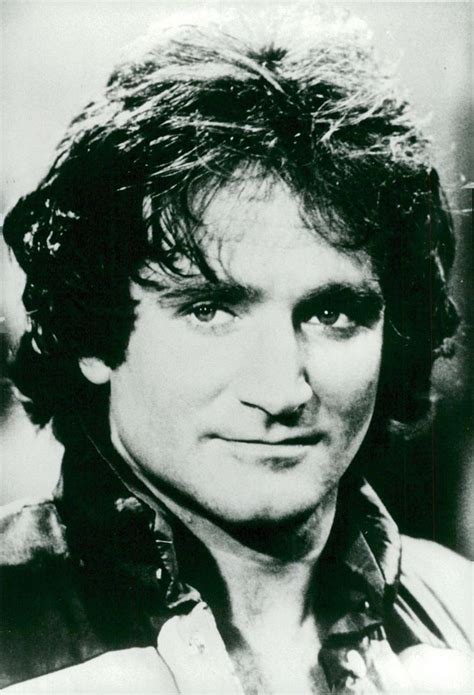 The tragic life of robin williams robin williams we are most amused hd top 10 funniest robin williams moments we'll never forget Pin by Dsjevo on Mork calling Orson | Robin williams ...