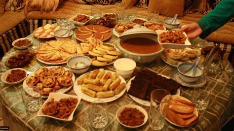 مائدة فطور رمضان مغربية