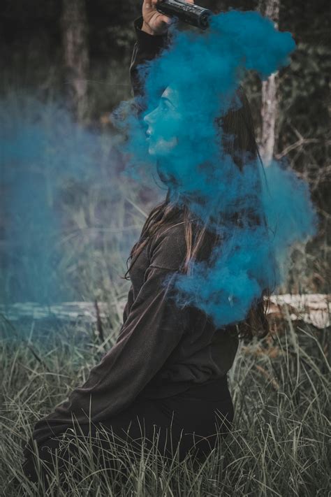 Smoke Color Pictures Download Free Images On Unsplash