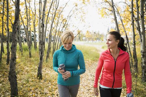 How to Find Walking Companions and Clubs