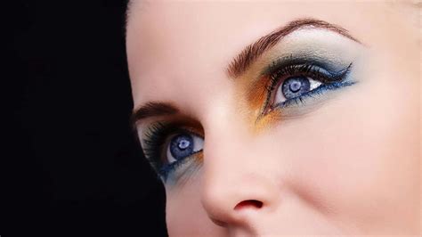 What Eyeshadow Goes With Blue Eyes And Fair Skin Guide