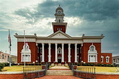 Lee County Courthouse Photograph By Randy Scherkenbach Pixels